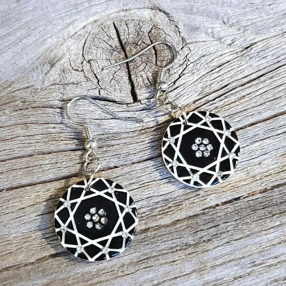 Vintage Y2K White Black Lucite Austrian Abstract Atomic Science Circles Earrings